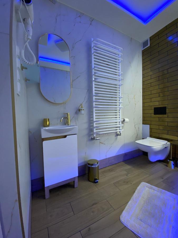 Apartament "Love" Centrum Z Duza Wanna Dla Dwojga Gniezno Extérieur photo
